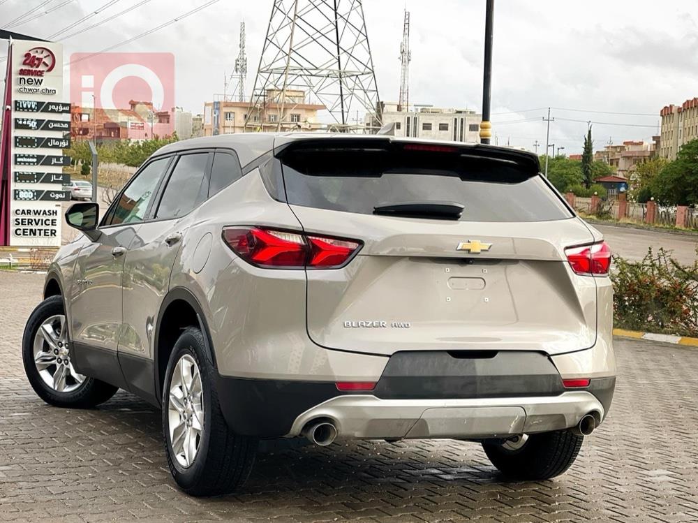 شێڤرۆلێت بلایزەر